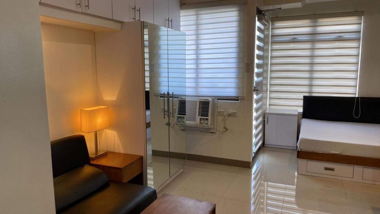 Mabolo Garden Flat A6 With Free Rooftop Pool Cebu Exterior foto
