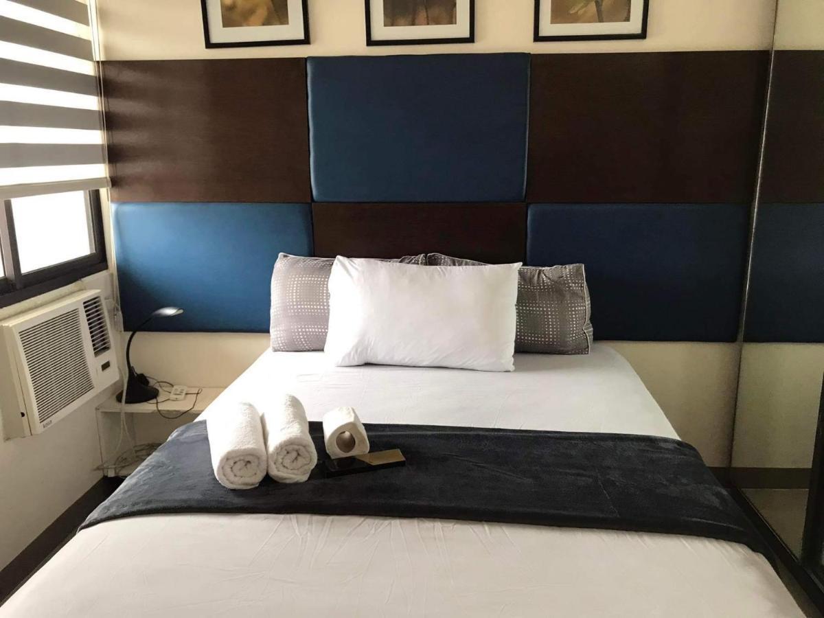 Mabolo Garden Flat A6 With Free Rooftop Pool Cebu Exterior foto