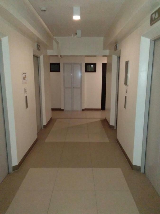 Mabolo Garden Flat A6 With Free Rooftop Pool Cebu Exterior foto